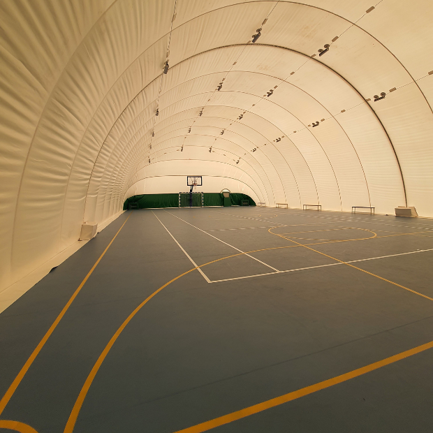 Первое поле